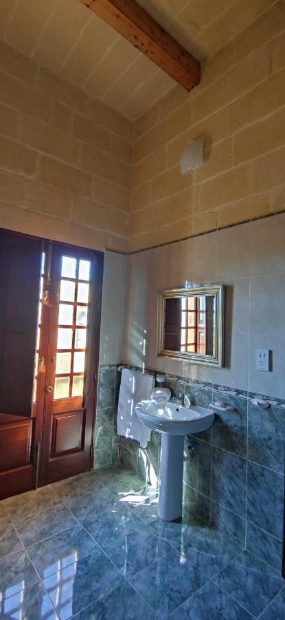Warda Accommodation Xewkija Екстер'єр фото
