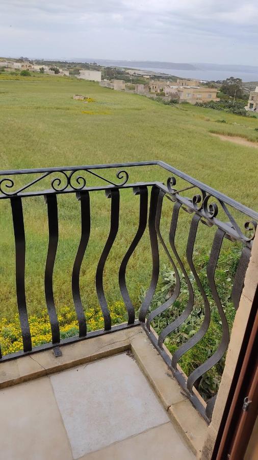 Warda Accommodation Xewkija Екстер'єр фото